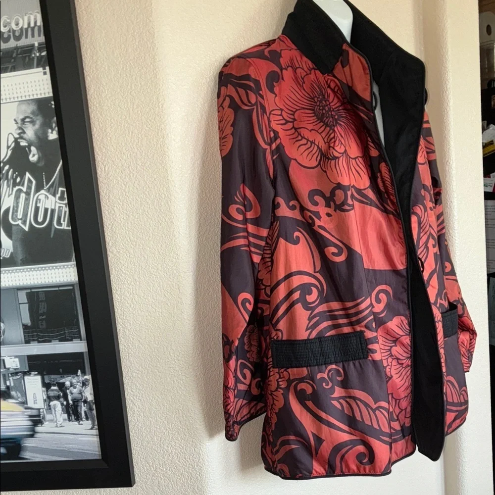 MYCRA PAC Reversible Rain Jacket, Women's S, Red Floral or Black. EUC - Picture 7 of 16